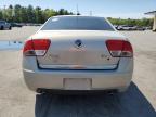 2010 Mercury Milan Premier იყიდება Exeter-ში, RI - Front End