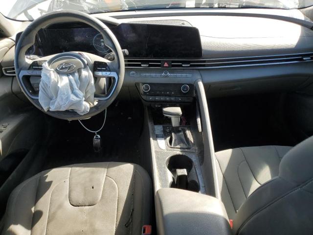  HYUNDAI ELANTRA 2023 Серебристый
