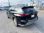 North Billerica, MA에서 판매 중인 2022 Toyota Highlander Platinum - Normal Wear