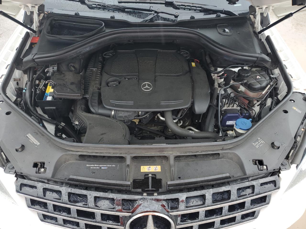 2015 Mercedes-Benz Ml 350 4Matic VIN: 4JGDA5HB5FA519979 Lot: 56627385