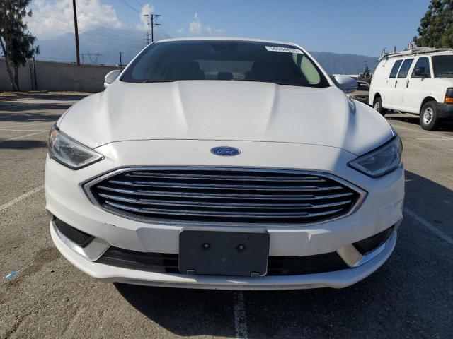  FORD FUSION 2018 Белый