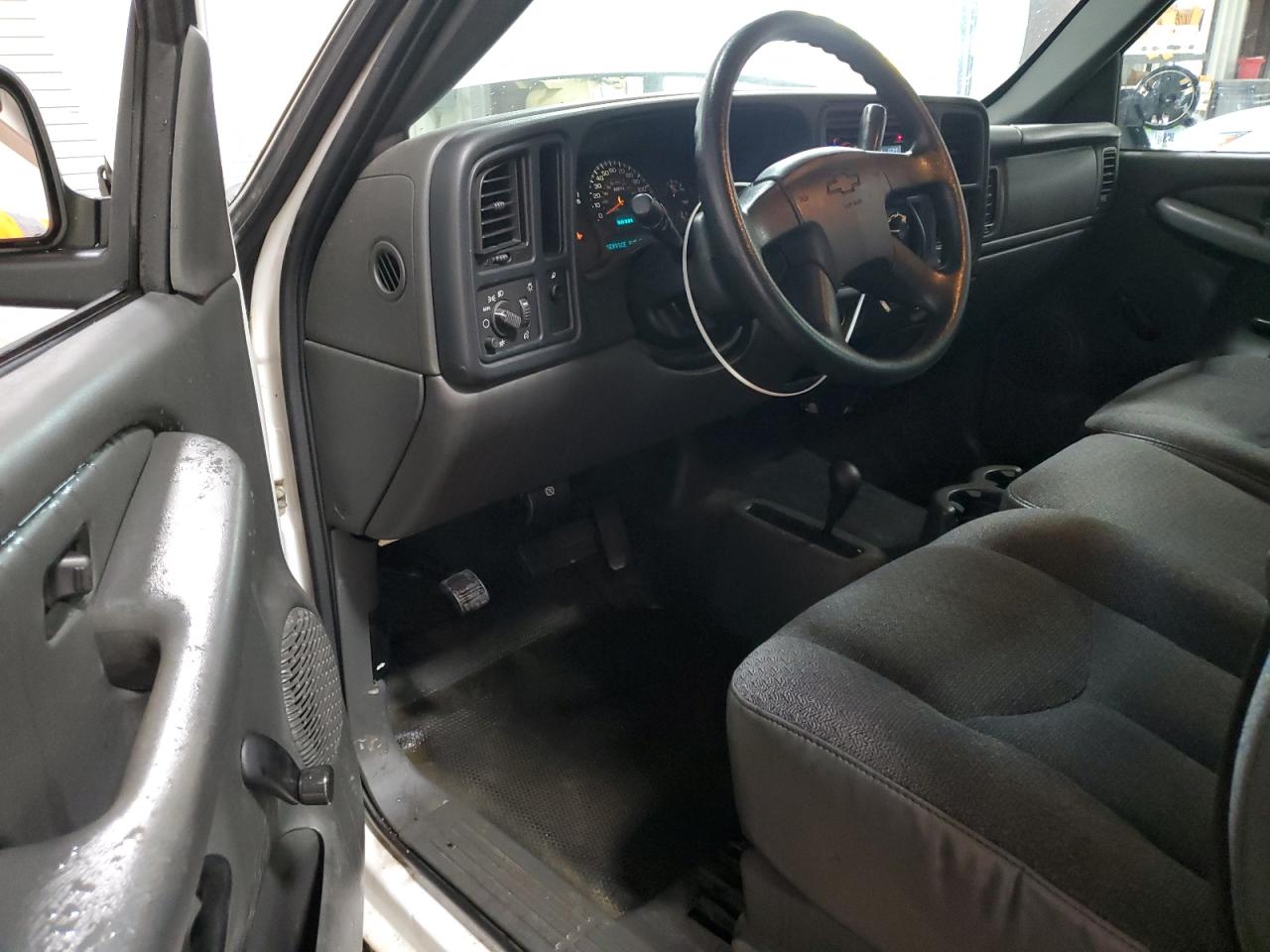 2005 Chevrolet Silverado K1500 VIN: 1GCEK14X35Z195799 Lot: 56669365