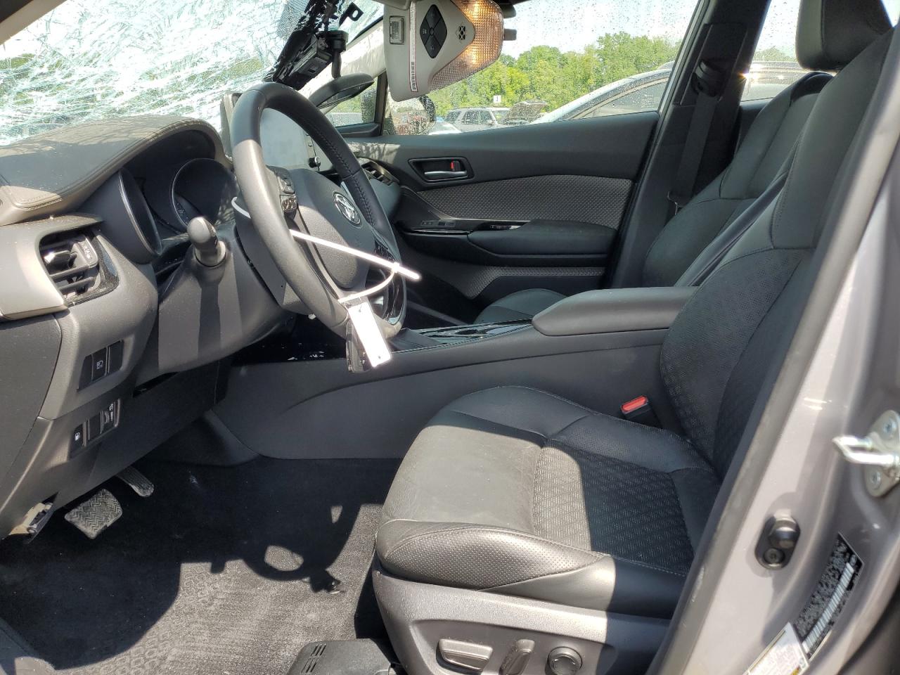 2020 Toyota C-Hr Xle VIN: JTNKHMBX5L1090324 Lot: 55986685