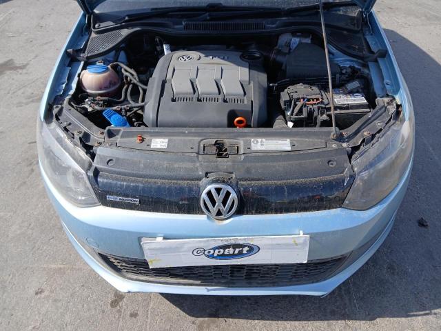2011 VOLKSWAGEN POLO BLUEM