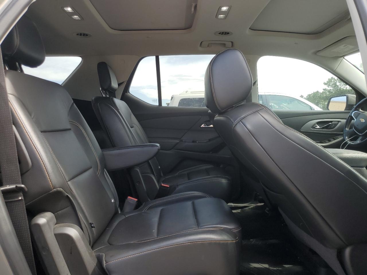 2018 Chevrolet Traverse Lt VIN: 1GNERHKW1JJ156742 Lot: 56643315