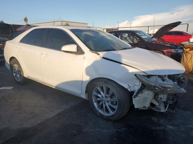 Седаны TOYOTA CAMRY 2012 Белый
