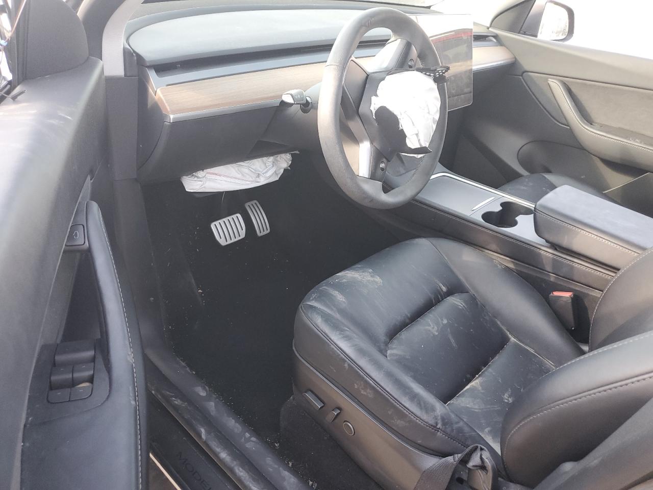 2022 Tesla Model Y VIN: 7SAYGDEF8NF384270 Lot: 56718215