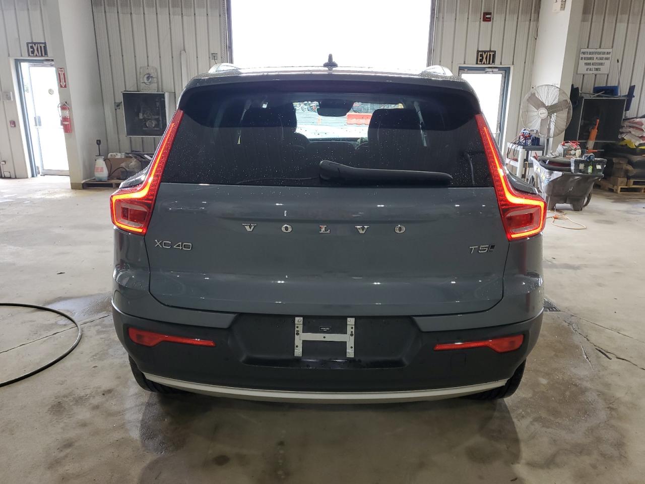 2020 Volvo Xc40 T5 Momentum VIN: YV4162UK4L2200587 Lot: 55737555