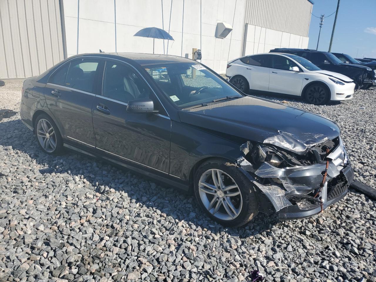 2013 Mercedes-Benz C 250 VIN: WDDGF4HB1DR293747 Lot: 57013445