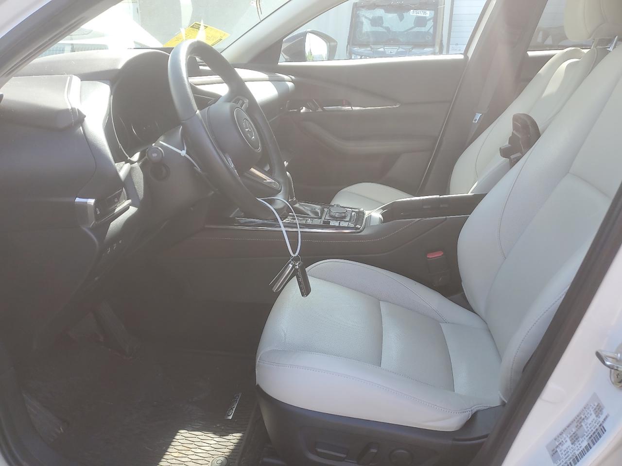 2022 Mazda Cx-30 Premium VIN: 3MVDMBDY4NM426830 Lot: 55517865