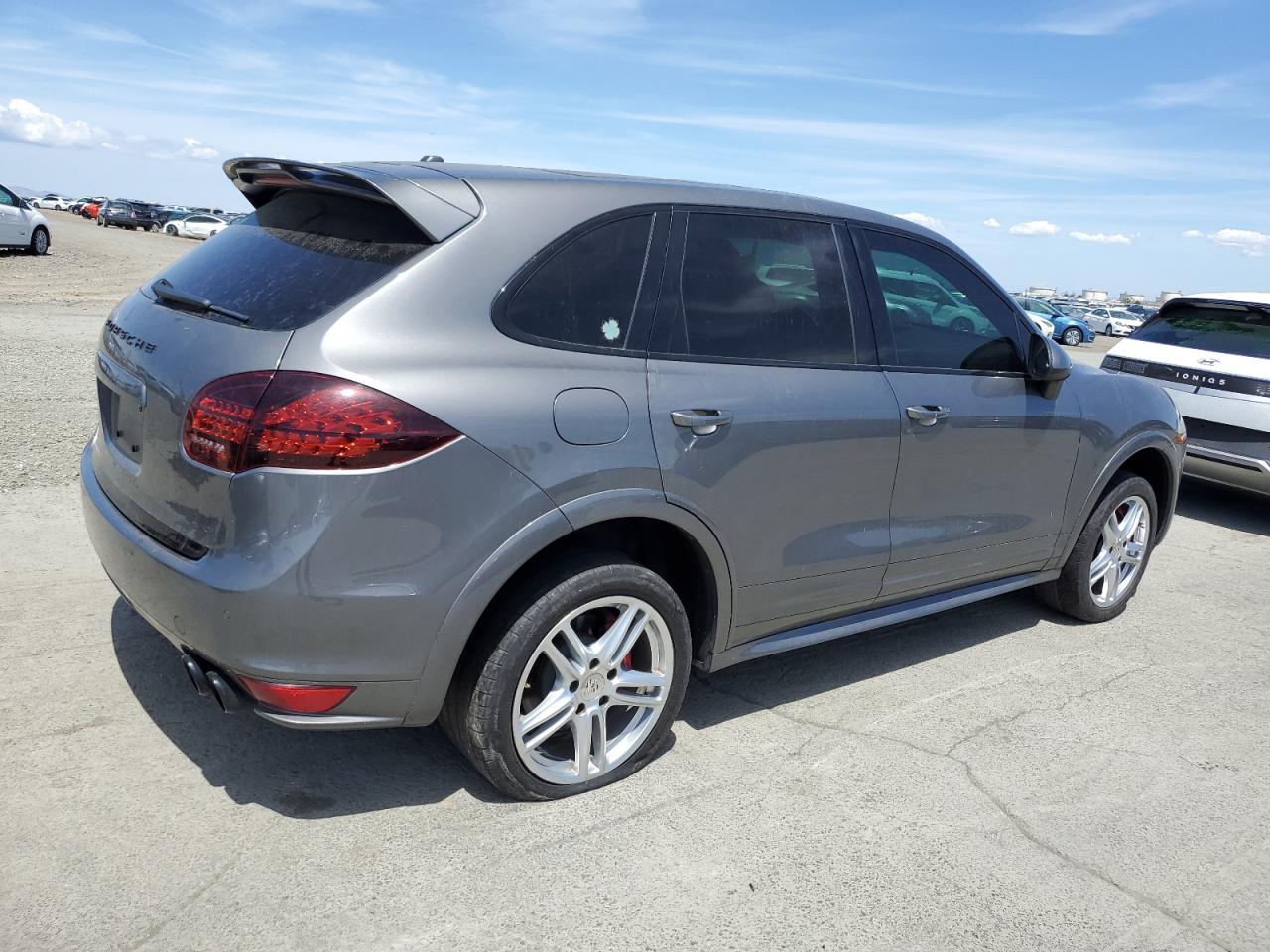 2013 Porsche Cayenne Gts VIN: WP1AD2A27DLA75169 Lot: 56705735
