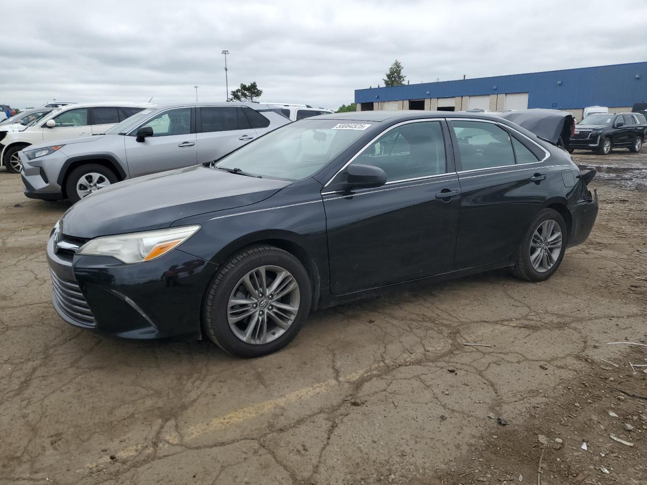 Woodhaven, MI에서 판매 중인 2015 Toyota Camry Le - Rear End