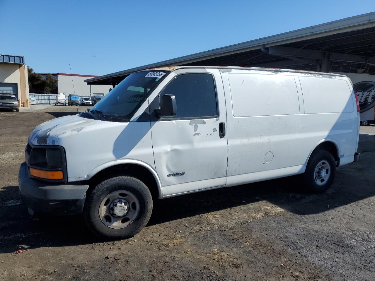 2006 Chevrolet Express G2500 للبيع في Hayward، CA - All Over