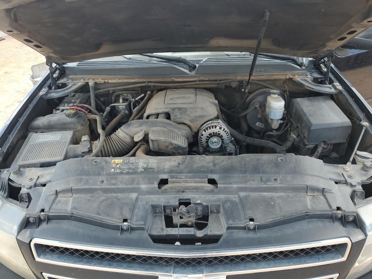 2013 Chevrolet Suburban C1500 Lt VIN: 1GNSCJE08DR117008 Lot: 56046605