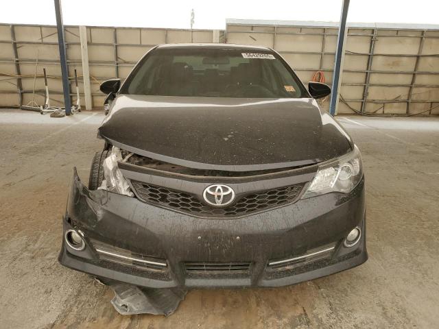 Sedans TOYOTA CAMRY 2013 Czarny