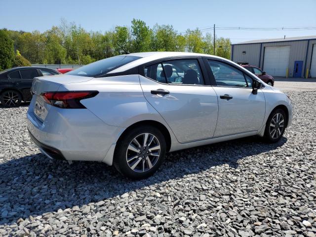  NISSAN VERSA 2024 Silver