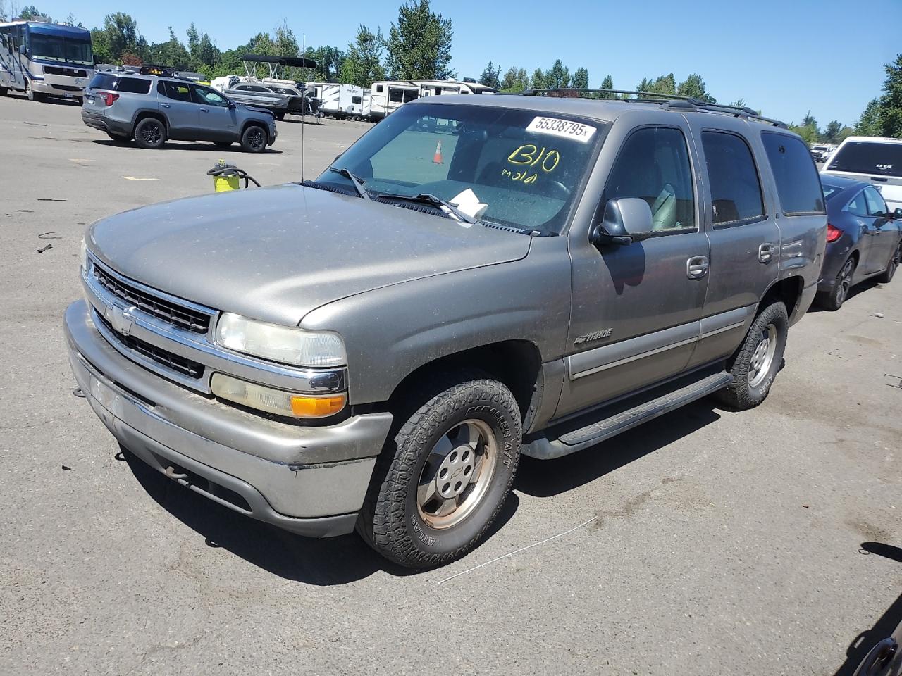 2001 Chevrolet Tahoe K1500 for Sale in Woodburn, OR - Minor Dent/Scratches