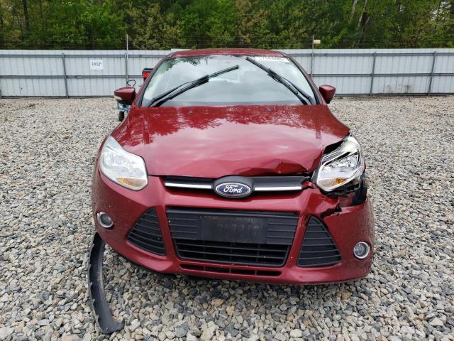  FORD FOCUS 2014 Czerwony