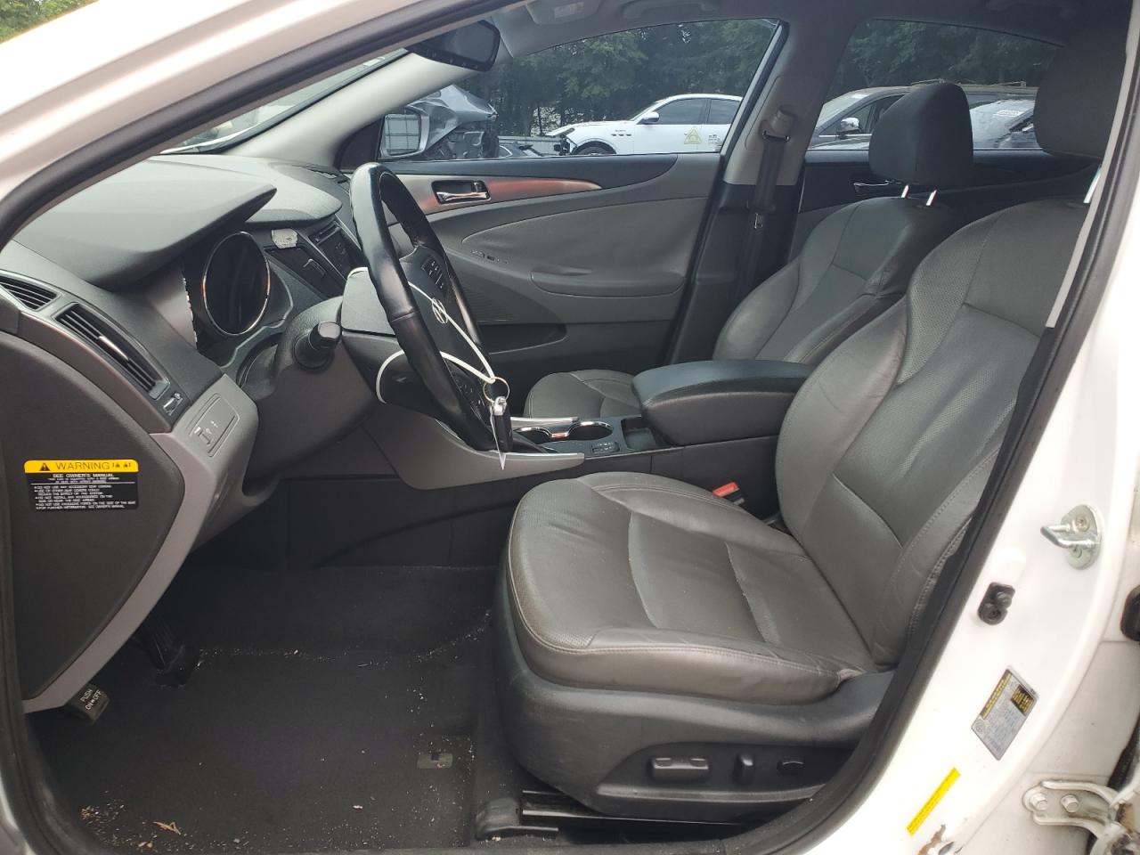 2015 Hyundai Sonata Hybrid VIN: KMHEC4A44FA135423 Lot: 56626725