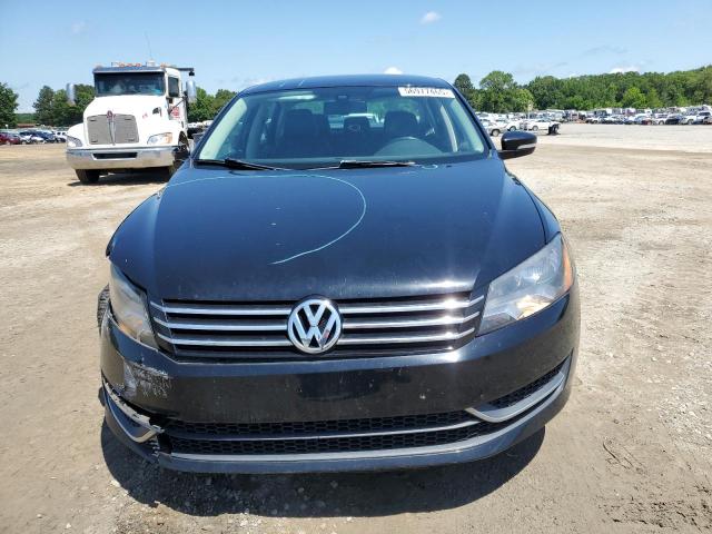 Sedans VOLKSWAGEN PASSAT 2013 Black
