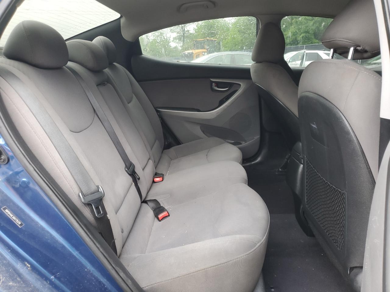 2016 Hyundai Elantra Se VIN: 5NPDH4AE3GH775370 Lot: 56647635