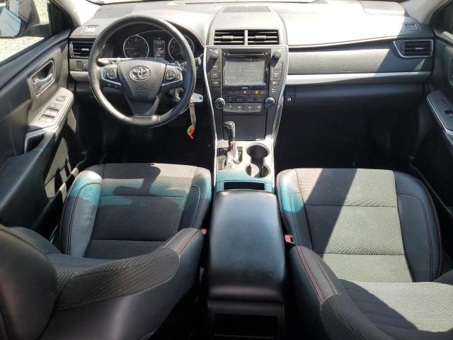 Sedans TOYOTA CAMRY 2016 Czerwony