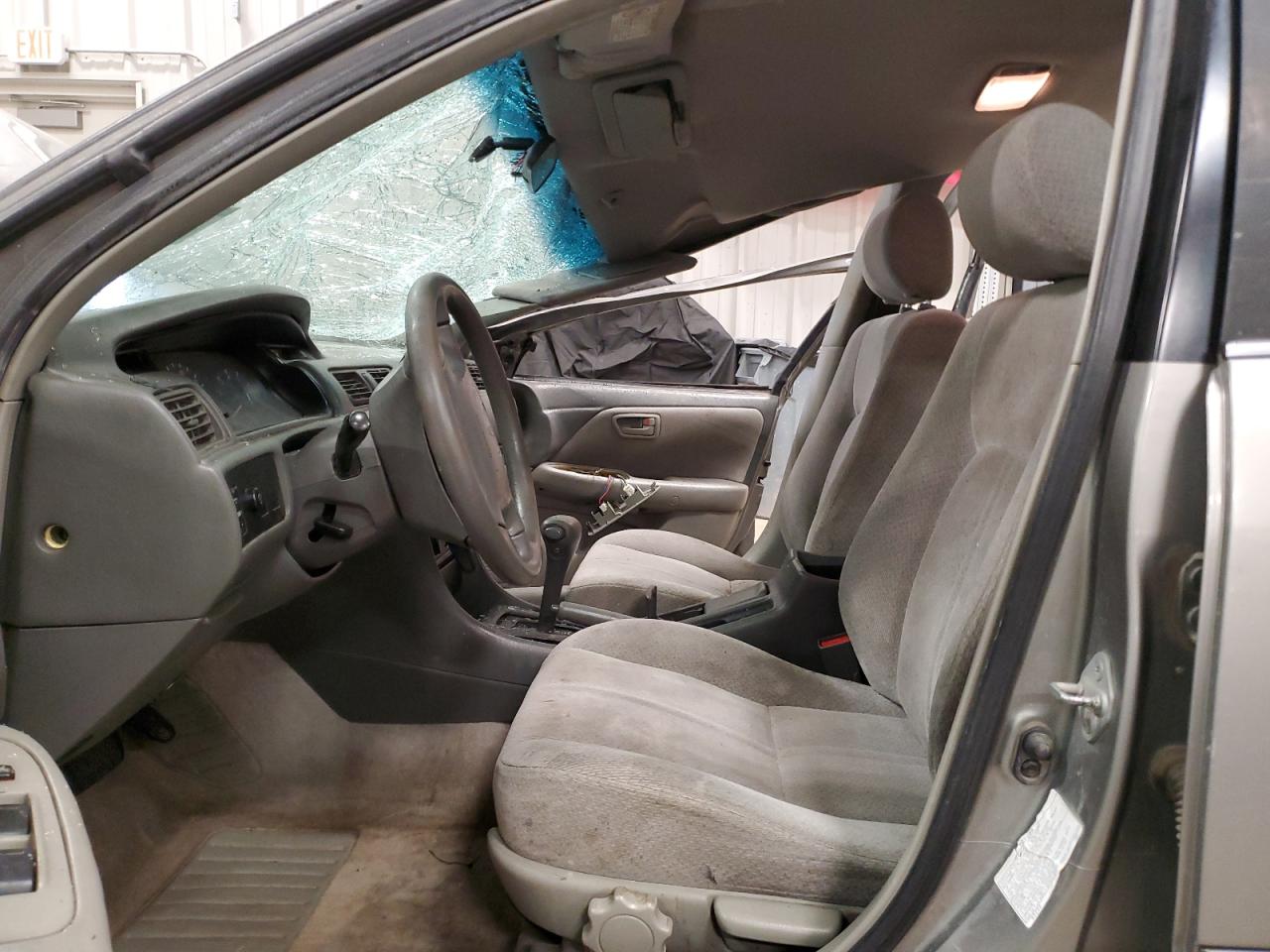 2000 Toyota Camry Ce VIN: JT2BG22K8Y0445766 Lot: 55927725