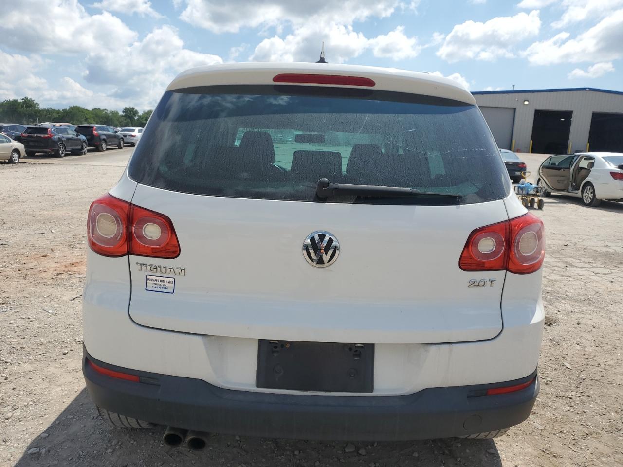 2011 Volkswagen Tiguan S VIN: WVGAV7AX1BW540155 Lot: 56483975