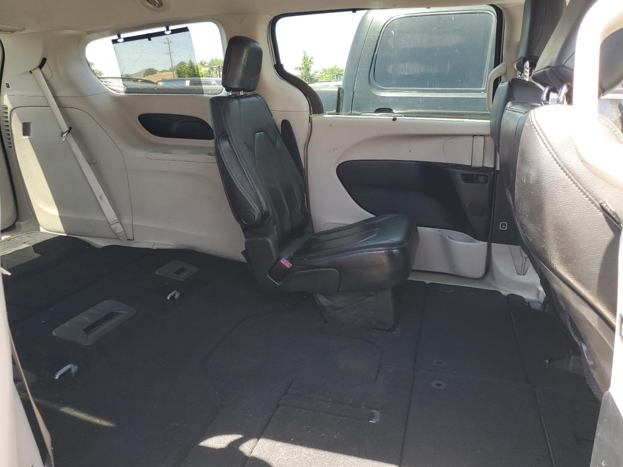 2017 Chrysler Pacifica Touring L VIN: 2C4RC1BG1HR539758 Lot: 53117135