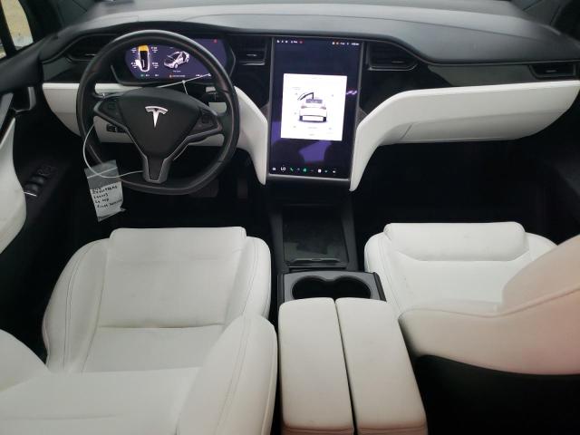  TESLA MODEL X 2020 Білий