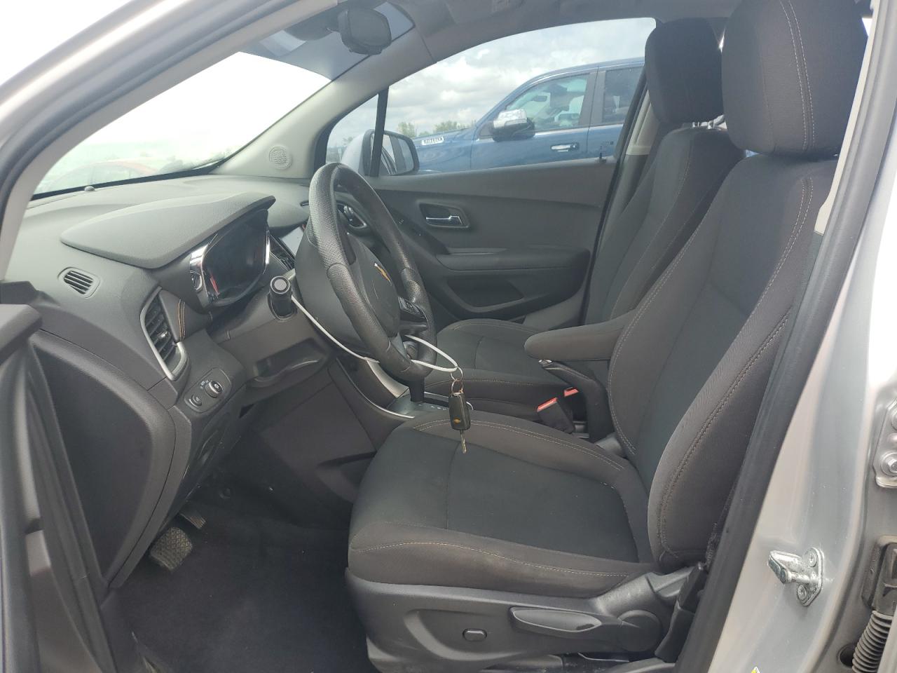 2017 Chevrolet Trax Ls VIN: 3GNCJNSB3HL282355 Lot: 56868275