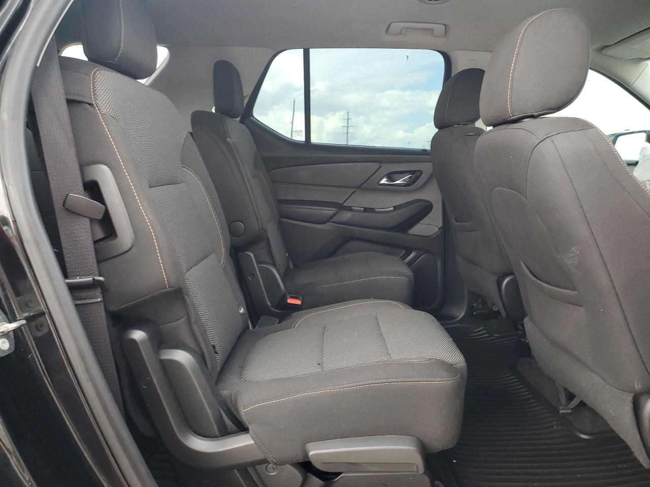2018 Chevrolet Traverse Lt VIN: 1GNERGKW4JJ251127 Lot: 56990255