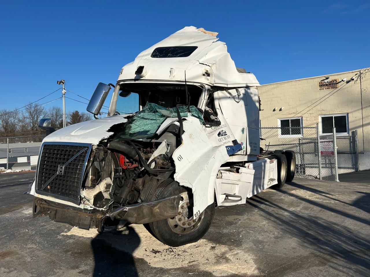 2004 Volvo Vn Vnl de vânzare în Pennsburg, PA - All Over