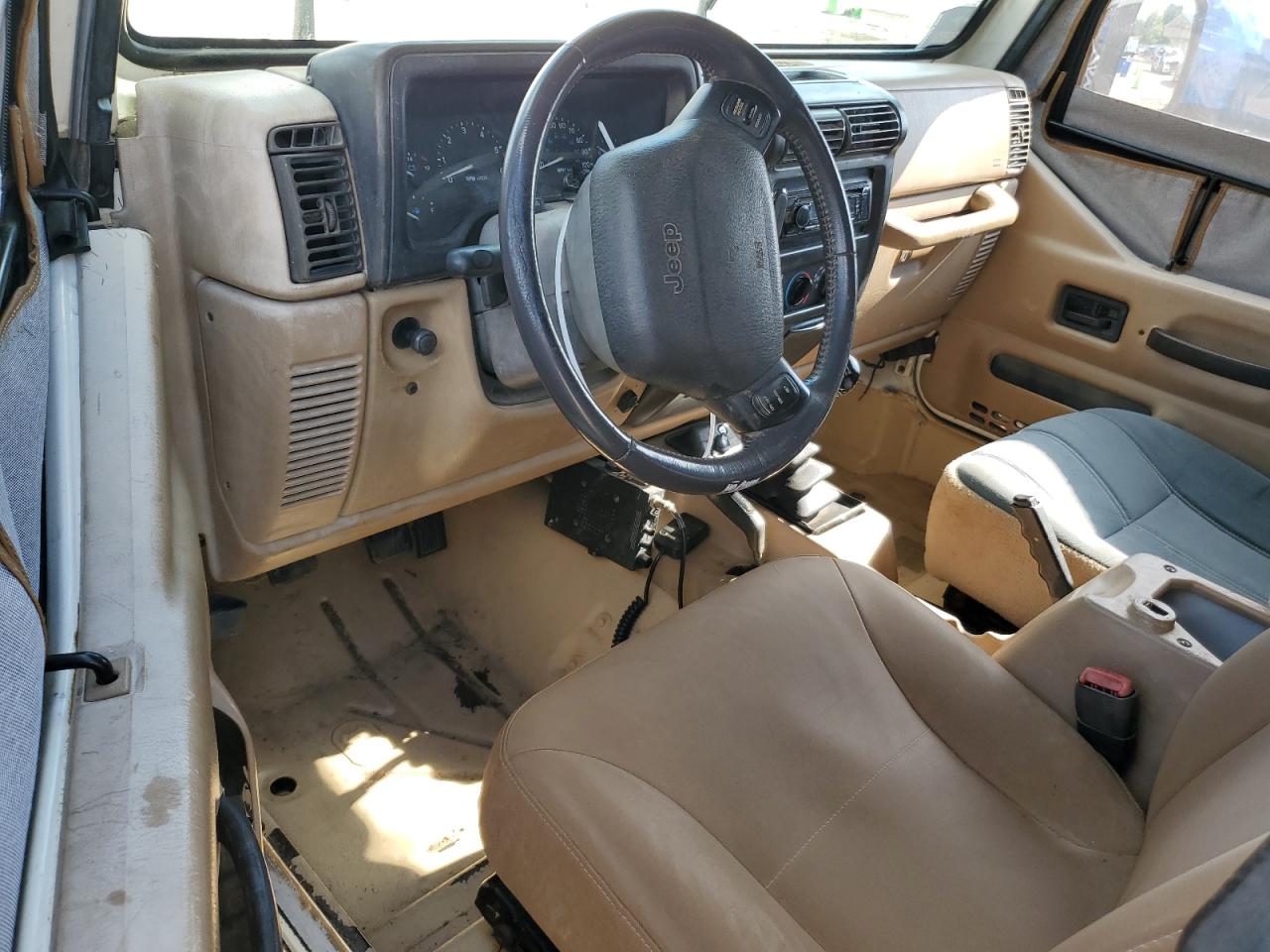 2000 Jeep Wrangler / Tj Sahara VIN: 1J4FA59S8YP721771 Lot: 56924475