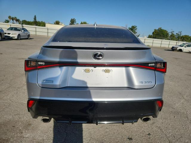  LEXUS IS 2021 Серебристый