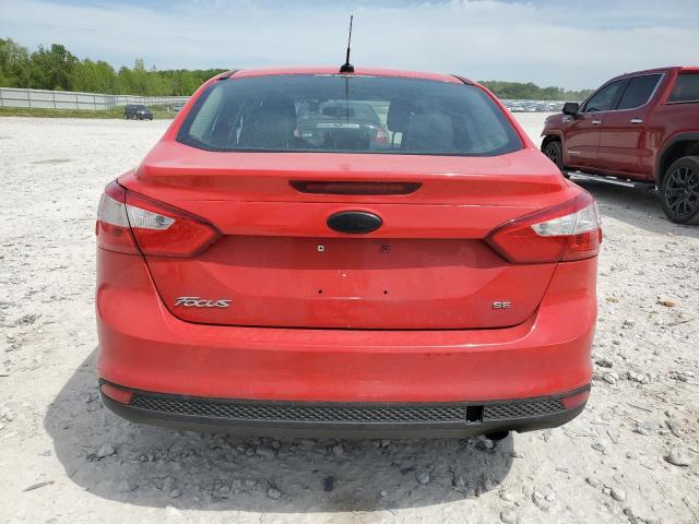  FORD FOCUS 2012 Красный