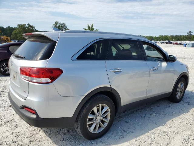  KIA SORENTO 2017 Srebrny