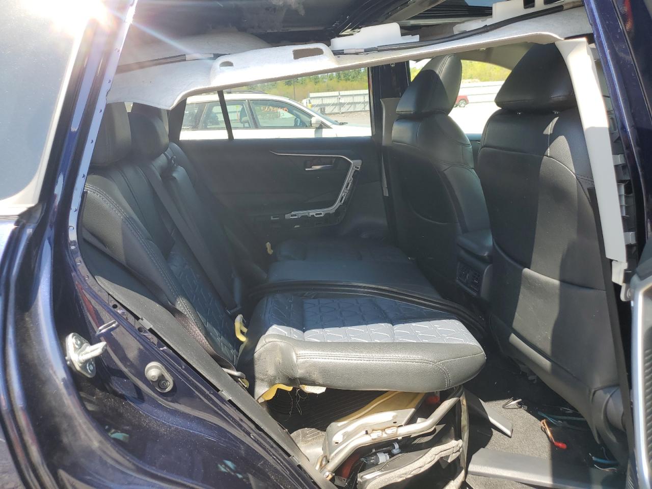 2022 Toyota Rav4 Xle VIN: JTMRWRFV8ND141301 Lot: 56824465