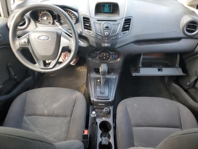 Седани FORD FIESTA 2014 Сріблястий
