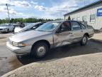 1996 Chevrolet Caprice Classic for Sale in Louisville, KY - Side