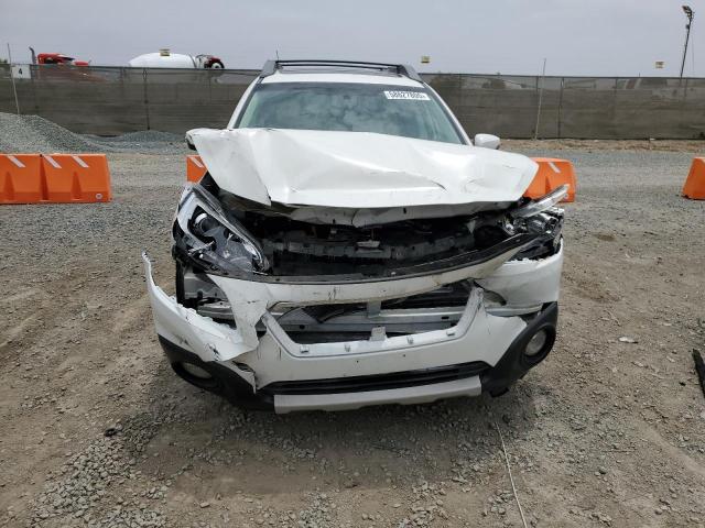  SUBARU OUTBACK 2015 White