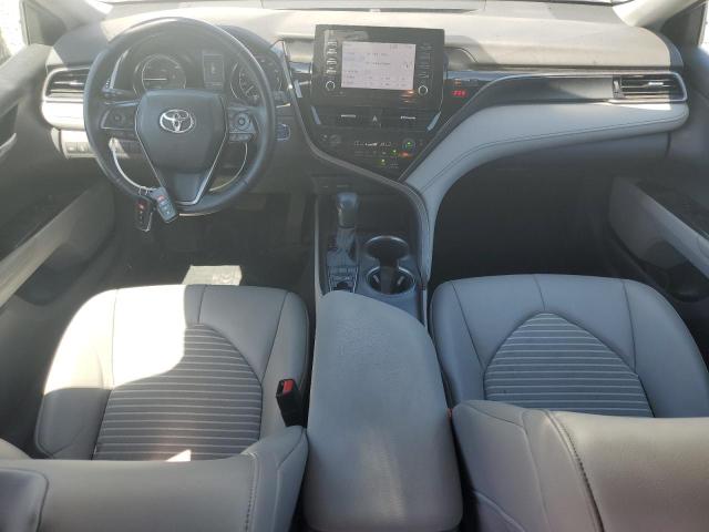  TOYOTA CAMRY 2021 Srebrny