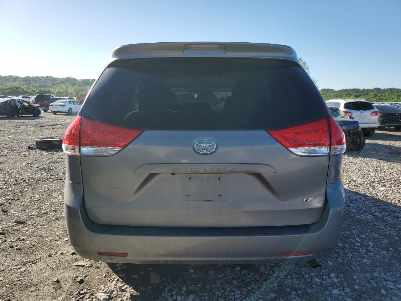 2012 Toyota Sienna Le VIN: 5TDKK3DC4CS261223 Lot: 57390315