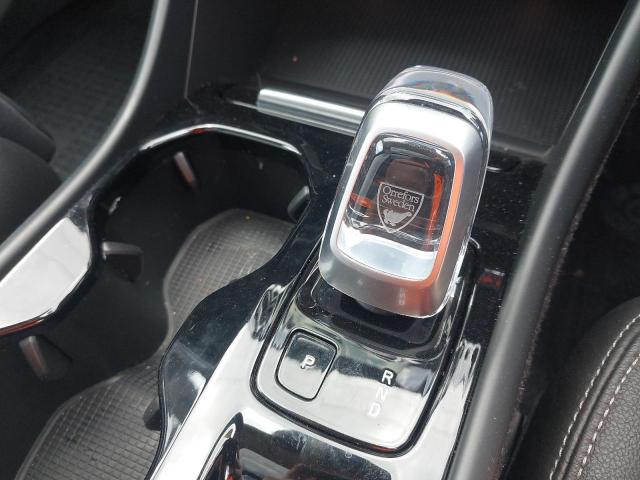 2021 VOLVO XC40 INSCR