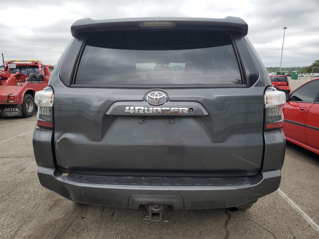 2015 Toyota 4Runner Sr5/Sr5 Premium VIN: JTEBU5JRXF5205467 Lot: 58697455