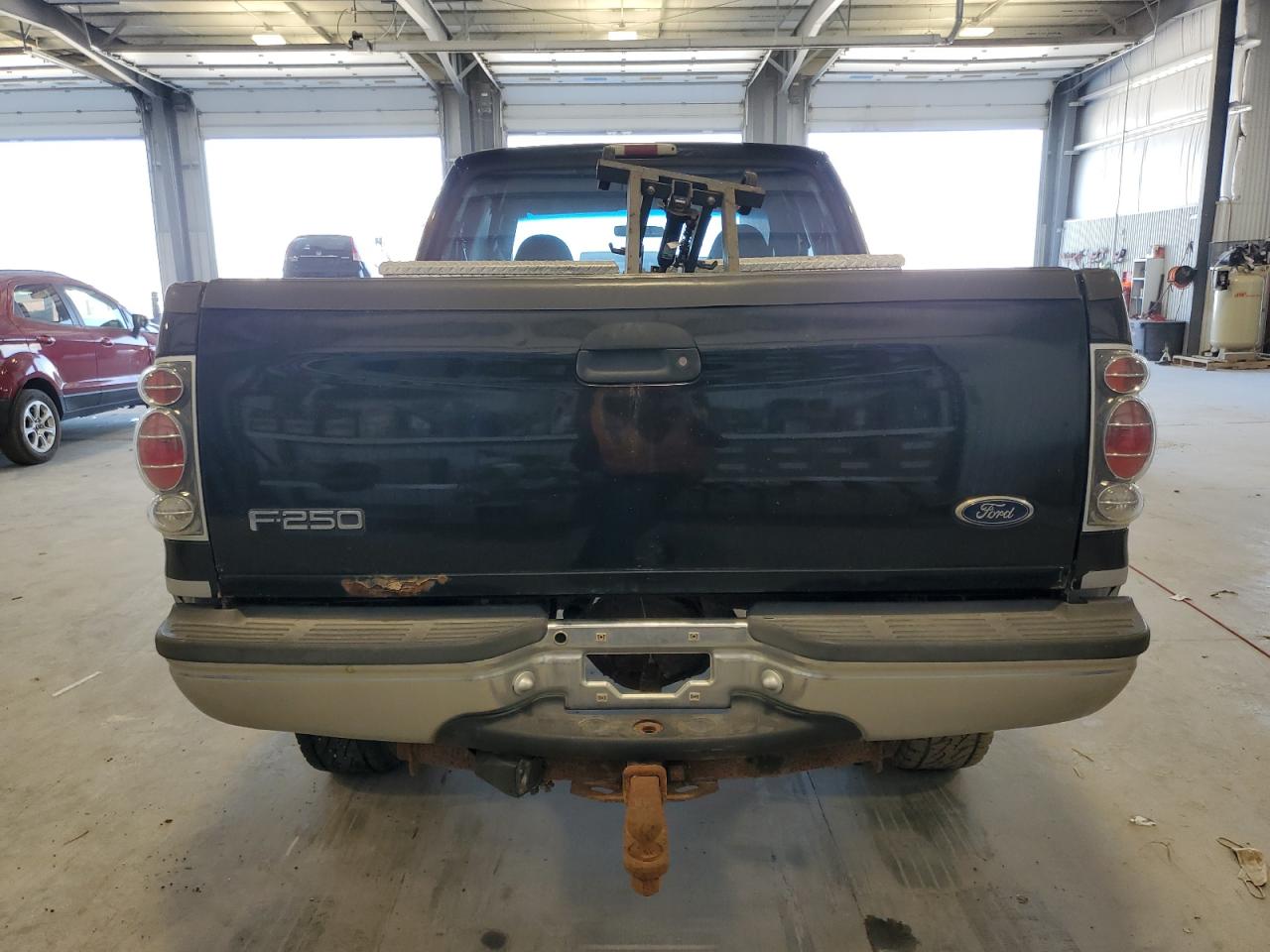 1999 Ford F250 Super Duty VIN: 1FTNX21F6XEB19250 Lot: 56894105