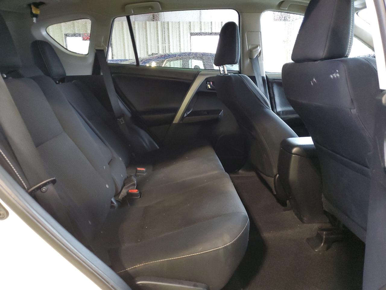 2017 Toyota Rav4 Xle VIN: 2T3RFREV3HW673953 Lot: 56933965