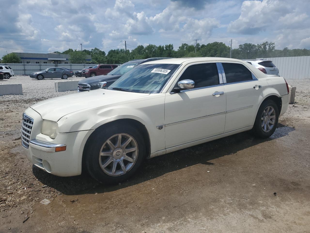 2006 Chrysler 300C na sprzedaż w Louisville, KY - Rear End