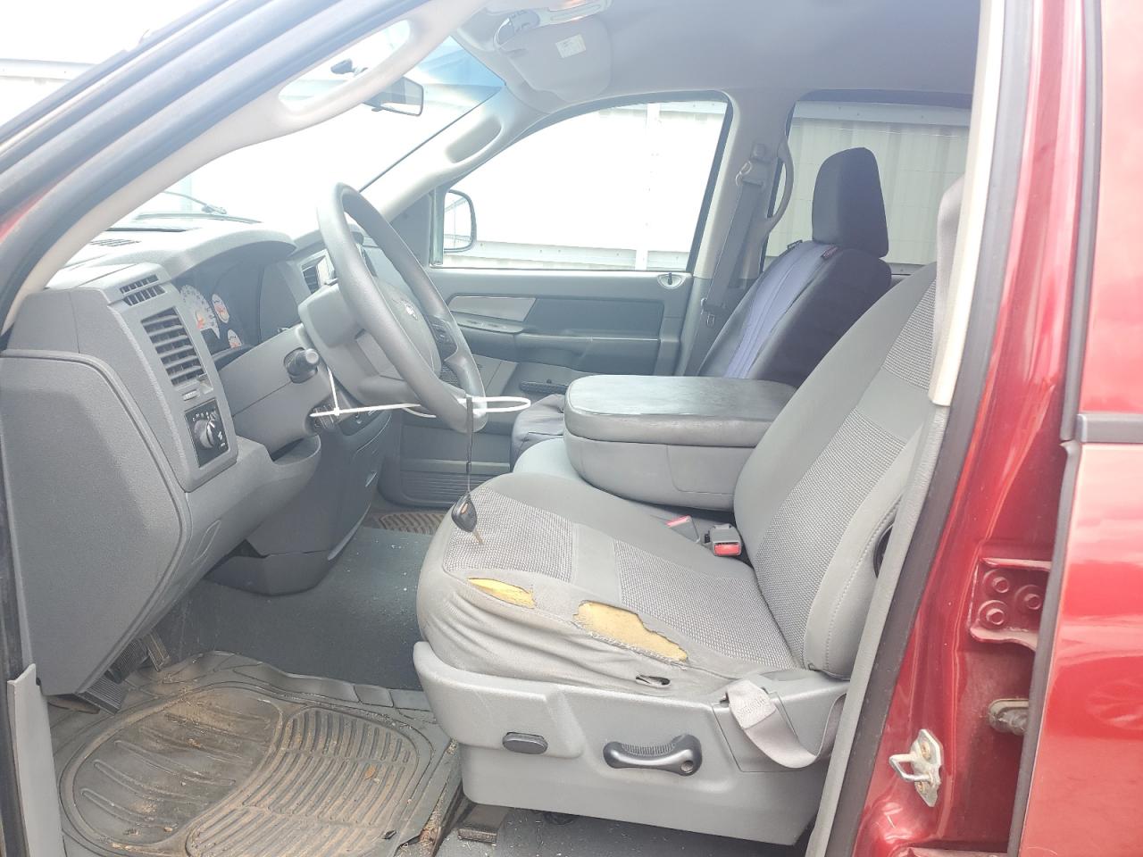 2007 Dodge Ram 1500 St VIN: 1D7HU18257S212819 Lot: 56284175