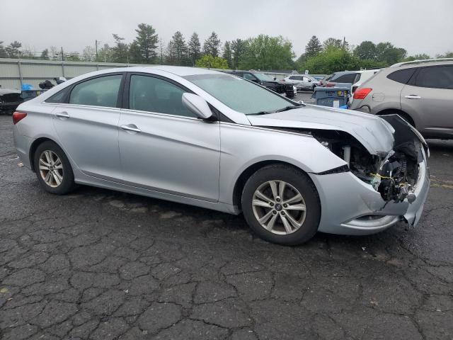  HYUNDAI SONATA 2013 Серебристый